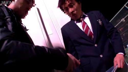 『おっぱい』部活中に狙われた真面目な女子校生。恐怖と恥らいから助けも求められず何度もイカされ…。「実験中にリモバイを仕込まれた科学部！