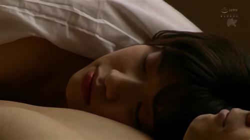 『騎乗位』母屋に住む希望と、2階のアパート部分に住む「僕」たちは幼馴染。希望は、家族の前ではツンツンした態度をとるが、実は互いに男！