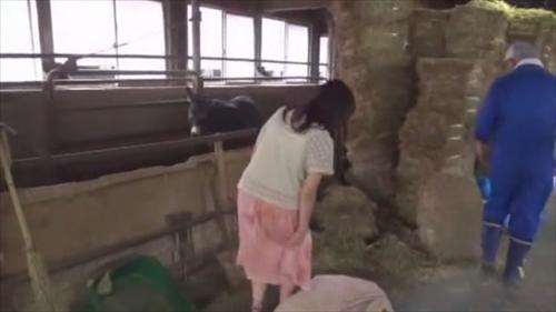 『正常位』18歳の若い娘が募集で集まった60歳以上の独居男性に突撃訪問第2弾！若い娘をイカせたい、若い娘にイカされたい、若い娘とえっちがした！