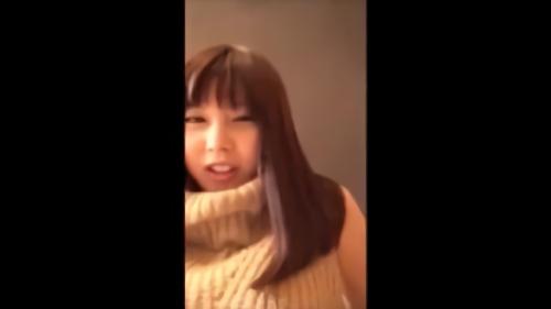 『主観フェラ』大きな瞳に隠しきれない熱を宿した彩城ゆりな。アナタをウットリと見つめながら下着を脱ぐと、現れたのはパイパンな秘部。はっき！
