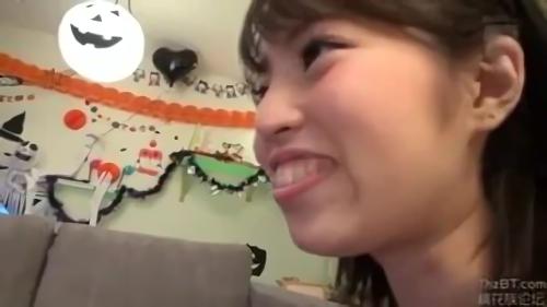 『美少女』「賞金50万円を掛けてレズミッションしてくれませんか？」ハロウィンの聖地・渋谷でコスプレしてお酒を飲んでハイテンションなノリノリ女！