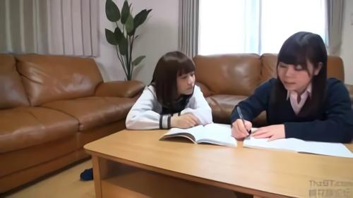 『寝取られ』家の中で妻や娘に隠れて女子校生と欲望丸出しの本気セックス！