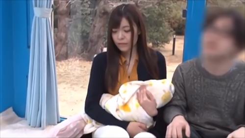 『手コキ』最近してくれない膣内射精のカイカンに悶える大好評の禁断の恋中出し！今回も小さなお子さんを持つ若いママ限定！「子作りに不安を抱える既！
