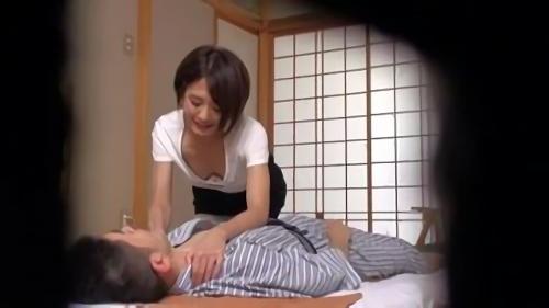『貧乳』「温泉旅館で出会った美人マッサージ師がやたら胸チラをしてきた、あれは微乳ゆえの無防備？それともSEXノープロブレムのサイン？確かめ！