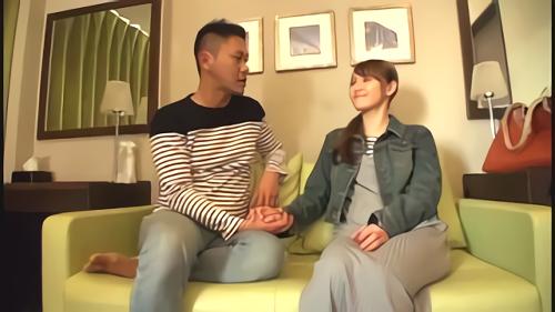 『貧乳』隠れ美人・しおりさんのSEX撮影　エスカレート要求に!