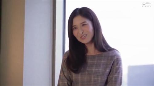 『四十路』ママ活サイトで出会った、大人の色気を醸し出す礼子さん。以前は医師として活躍していた彼女は、患者で来た今のご主人と結婚したらしい。そ！
