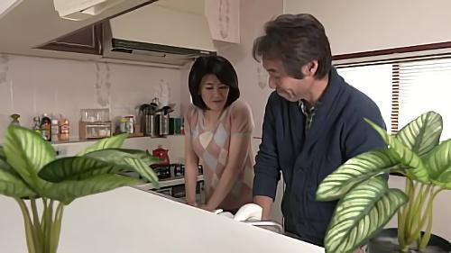 『青山深雪』最愛の母が再婚する。突如現れた再婚相手に動揺を隠せない息子・雄介。複雑な気持ちのまま雄介は再婚相手に会いにいくが、そこで母に対する！
