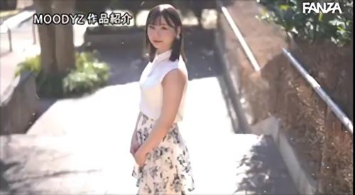 『美尻』台湾の元国民的子役ハーフ美少女・伊東めるAVリリース！台湾・日本・英語の3か国語を話せちゃうインテリ女子大生！ママさんが厳しかった！