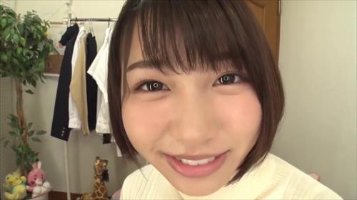 『美人』付き合っている彼女の兄が地元で有名なDQN、その影がチラついて手を出せない…。そんなビビりの彼氏に発奮してほしくて、挑発淫語で誘惑！