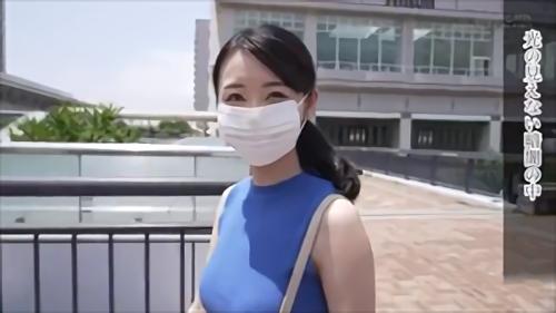 『アクメ』1本だけの録画から10ケ月。何度も交渉を重ね、ついに千晴さんと驚異的な再会を果たした！久しぶりに会う千晴さんは30歳になり、大人の！