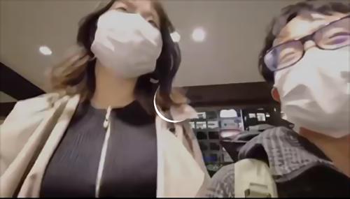 『淫語』葵いぶき×M男！1泊2日のお泊りデート中、M男くんを弄っていじめて潮吹かせのこの企画。ホテルで会うなり、男を全裸に剥いて、ちんこを！