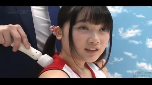 『騎乗位』有名大学に通う女子大生に声をかけ、オッサンのエールと称してパンチラ必須のチアガール姿に着替えてもらい、SEXな接吻でオッサンを元気！