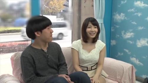 『素人ナンパ』「女性ケイケンのない草食男子クンの一人Hのお手伝いをしてくれませんか？」と声を掛け、マジックミラー号の中で心優しい乙女たちに童貞く！