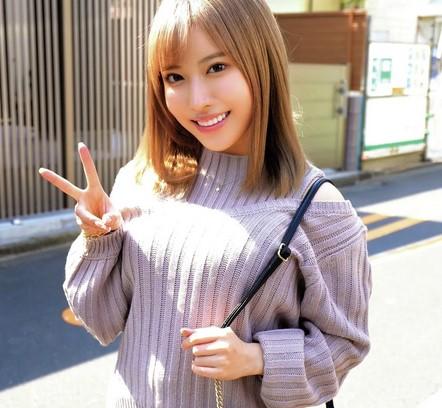 『ゆっくり動いてね♥』22歳の茶髪ギャルが自宅で早漏男子の筆おろし！初心な童貞に発情し、中出しセックスしちゃう！？