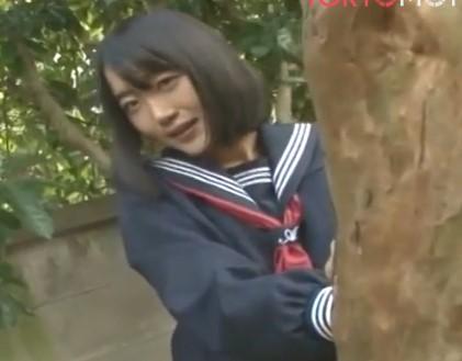 【二宮なぎさ】セーラー服姿の美少女が着エロに挑戦？！清楚系美少女が大胆に極限まで露出しちゃいます！！！