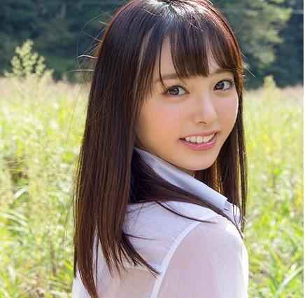 【AVデビュー】透明感溢れる美少女がAVデビュー！緊張感が滲み出た表情が可愛すぎますよ！！【小倉由菜】