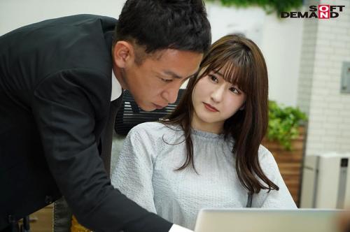 【NTR】誰もいないオフィスでスタイル抜群の後輩OLと二人きり？！間違いが起きないはずがありません！！【吉永このみ】