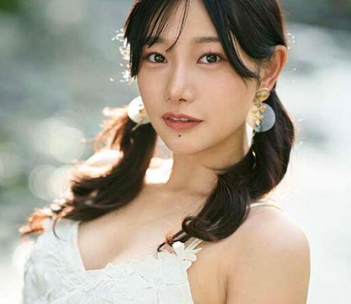 【AVデビュー】『恥ずかしいです…』24歳の元アイドルが衝撃デビュー！？エッチが好きな美女がベールを脱ぐ？！【三葉ちはる】