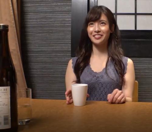【人妻ナンパ】『酔っぱらってきちゃったww』SSS級美人妻が利き酒に挑戦！飲み過ぎてほろ酔い美女と中出しセックスする！？