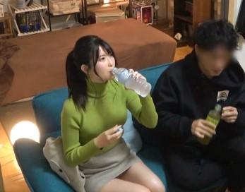【ナンパ盗撮】体験人数1人の超初心女子を家に連れ込む！？緊張しっぱなしの22歳の看護師とセックスしちゃう！【エロ動画】