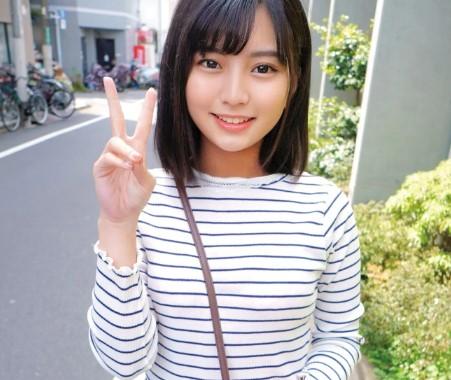 『ナマの方が好きなんで♥』童貞君にエッチを教えていた真面目そうな美少女が素股で発情！何度も中出しセックスしちゃう？！