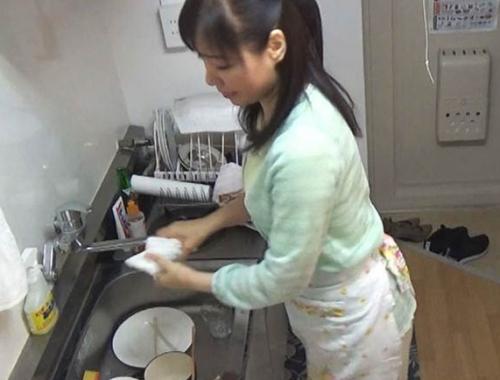 【おばさんレンタル】『私が手を繋いであげるよ』五十路熟女にお悩み相談？！心優しい美熟女と中出しセックスできた！【盗撮】