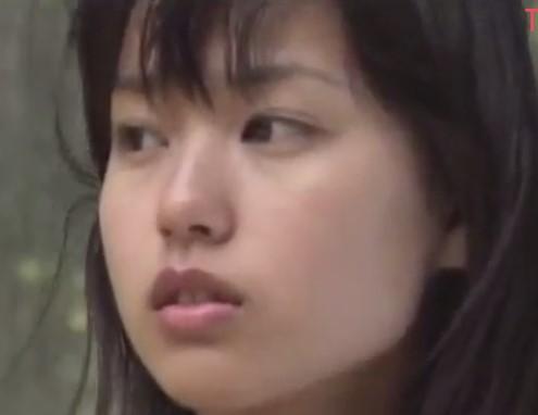 【戸田恵梨香】超人気スレンダー女優の10代の頃のイメージビデオ！今となっては貴重な水着姿も映ってますよ！！