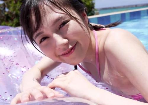 【涼森れむ】色白美肌で透明感溢れる巨乳美少女がイメージビデオに登場？！美し過ぎる裸体を披露しちゃいます？！