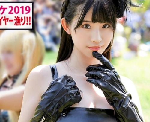 『たくさん撮って♥』Hカップ爆乳レイヤーと個人撮影会！？頼まれたら断れない性格につけこみセックスしちゃう！【エロ動画】