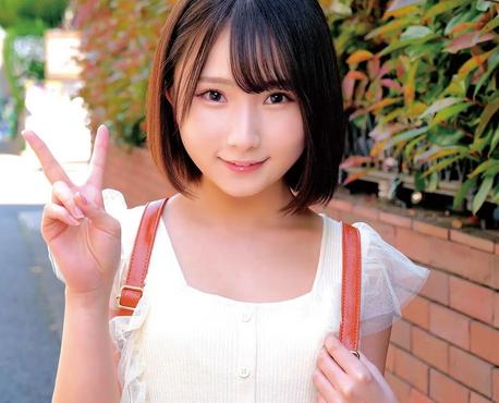 『超濃密ベロキス体験してみませんか？』青空の下でキスした18歳のJDは発情してしまって中出しセックスしちゃう？！