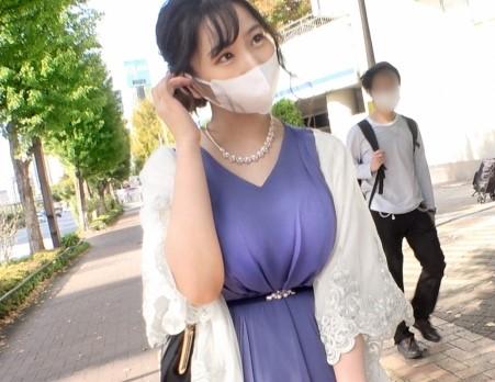 【素人ナンパ】結婚式帰りの28歳ユルフワ系美女をゲット？！押しに弱いMカップの爆乳美女とヤッちゃいました！【エロ動画】
