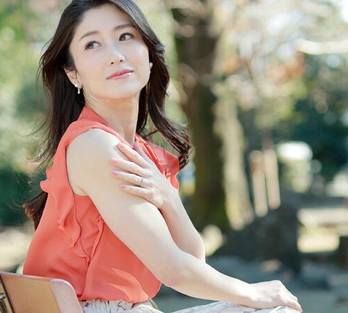 【人妻デビュー】40歳になっても輝き続けたい超美人妻が奇跡のAVデビュー？！大人の色気を見せつける？！【春谷美雨】