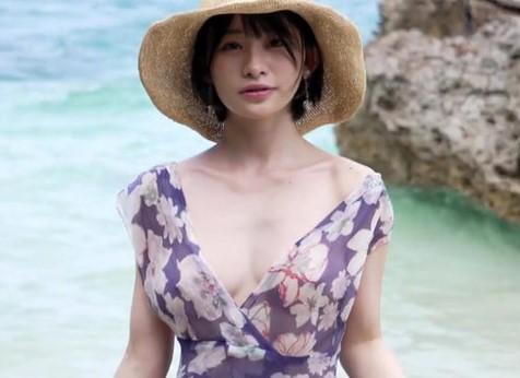 【宮島めい】20歳の黒髪ショートの美少女がイメージビデオに登場？！南国の美しい海で全裸を曝け出しちゃいます？！
