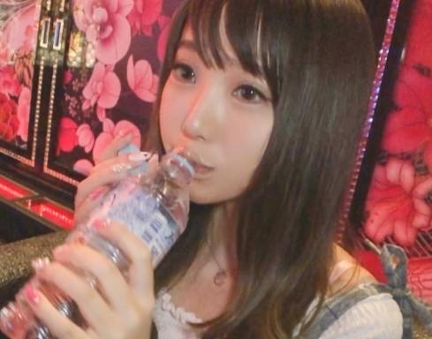 【個人撮影】『おっぱい舐めてもいいよ♥』19歳のロリ系美少女とハメ撮り？！キツマンに挿入しちゃいました！【エロ動画】