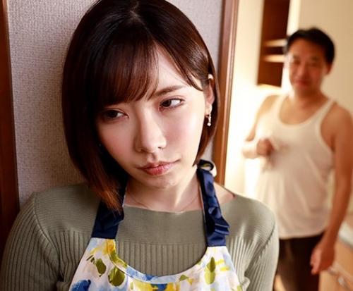 【人妻レイプ】『ここが気持ちいいんだろ（笑）』夫との営みを覗き見している義父に犯された美人妻！老獪なテクにイカされる！