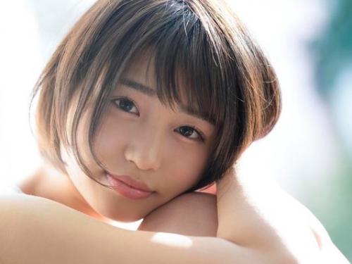 【唯井まひろ】彼女のSEXが見たかったはず！紗倉まなに憧れ髪型をショートにした美少女のデビュー作