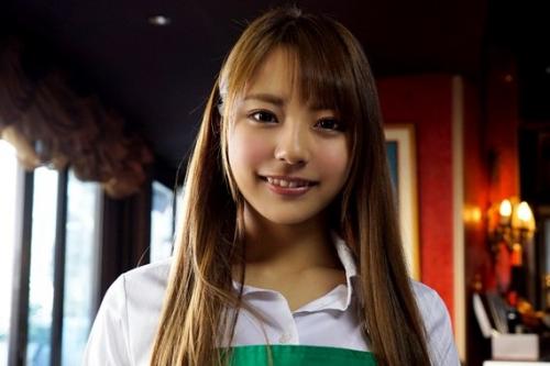 【河南実里】エッチが大好きな今どき女子大生のアルバイト帰りを狙って連れ出しAV撮影！