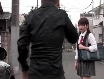 【ながえスタイル】女子校生に容赦なく挿し込まれる肉棒… レ○プに気づかぬ可愛い寝顔…