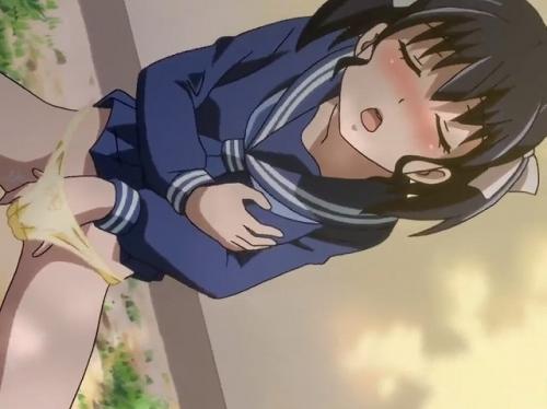 エロ本を見ながら野外オナニーに夢中な変態女子校生