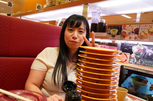【餅田ササピリカ】カトパン似の可愛いポチャッ娘と肉弾SEX！セックス後の食欲も驚愕！