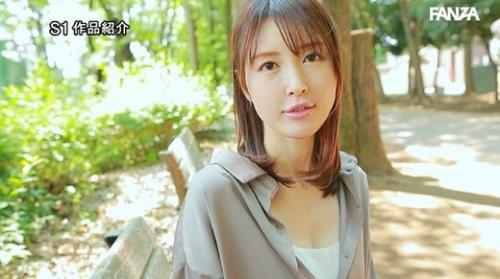 【仁藤さや香】アスリート級スリムボディに美巨乳の伝説のレースクイーンがAVデビュー！
