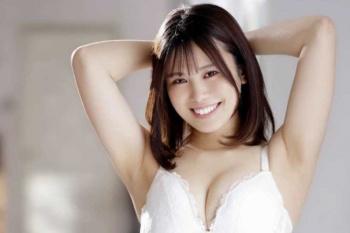 【白都四季】飾らない素朴さの中に感じる輝き…垢抜ける前の控え目で普通の女子大生がAVデビュー！