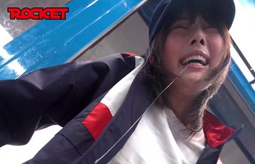 【マジックミラー号】ボーイッシュ女子にMM号内で悩み相談→媚薬チンポでメスイキ半泣き顔でハメ潮スプラッシュ