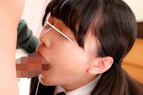 お願い！おち◯ぽしゃぶらせて！！ボクの部屋で思春期義妹が...