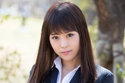 あの芸能人に激似の女の子がカフェでフェラ抜き♪