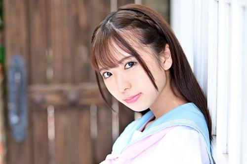 【天音ゆい】制服姿の美少女が少しずつ肌を露出していき...。こちらを見つめる瞳に僕は瞬きを忘れる。