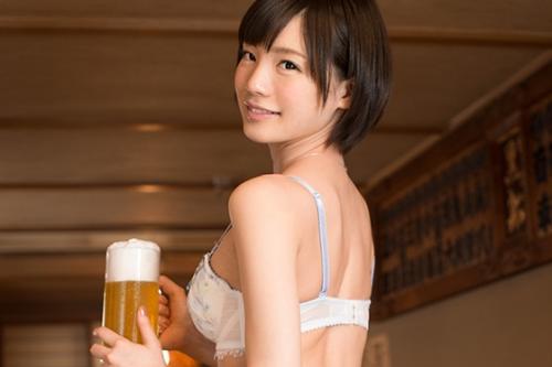 【鈴村あいり】お酒を飲むほどにエロさMAXになっていく美女と飲酒しながら濃密セックス❤