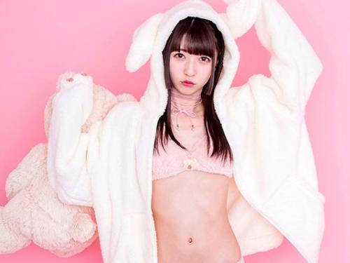 《楠美める》「虚無～。だからAVに出る。」エロでしか満たされない地雷系裏垢（urameru666）女子 AV debut