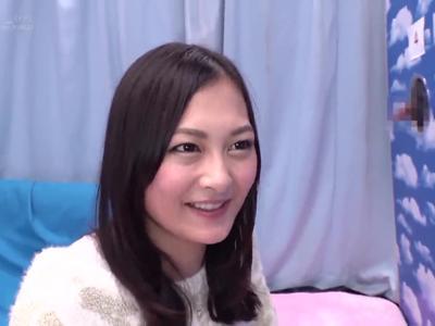 #外から見えてる??#寝取り 「多分これかなぁ？」カップル限定ペニス当て企画で間違えたJDがあれあれもない姿に！フル勃起注意なエロ動画