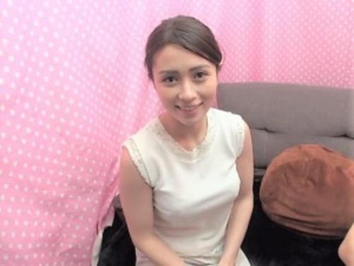 【素人ナンパ】「入ってます…」爆乳デカパイのおっぱい娘がAV出演!ハーフ系の美人お姉さんが早漏男と騎乗位フェラチオ中出し